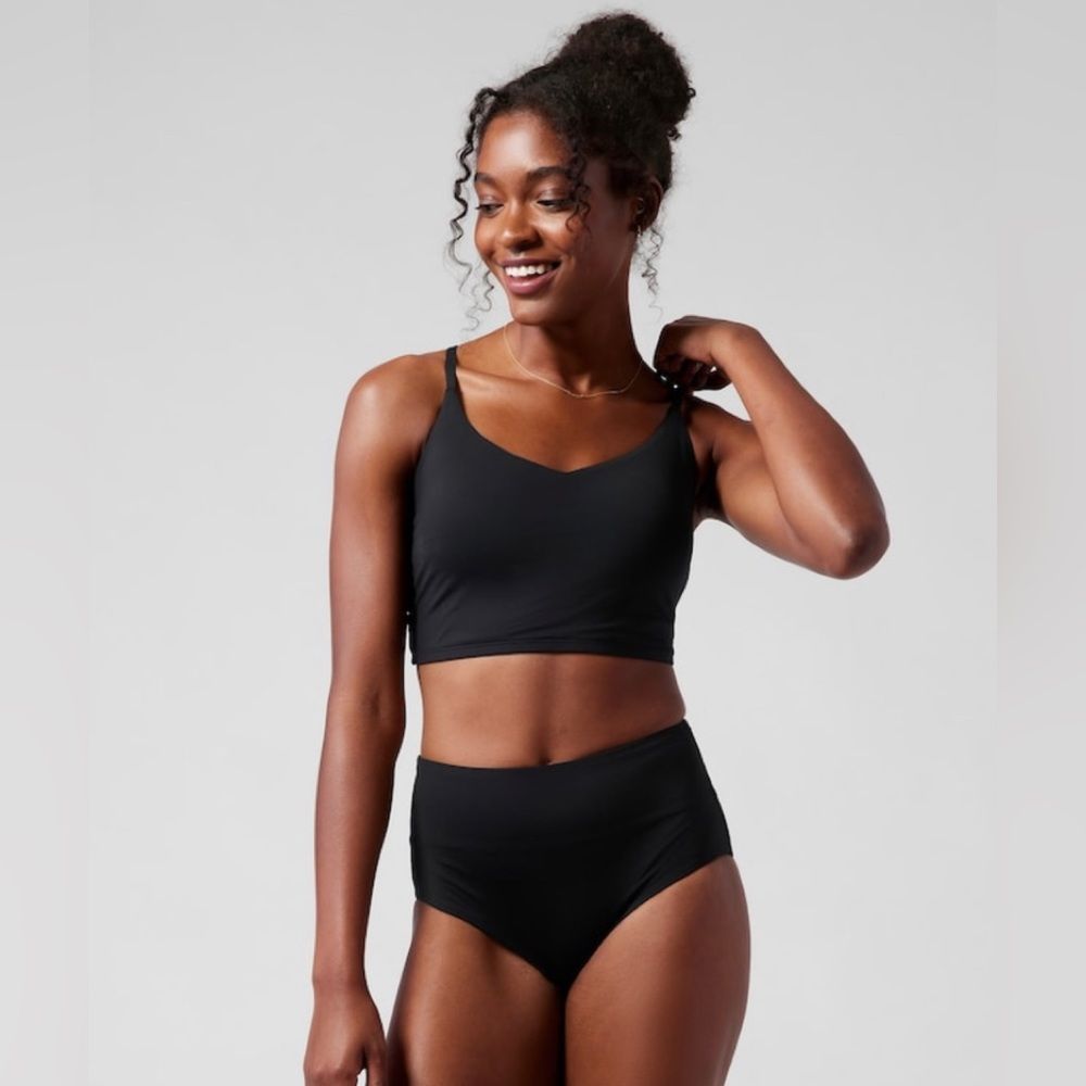 NWT Athleta Ventura Crop Bikini 👙 Top A-C Cups Black Medium